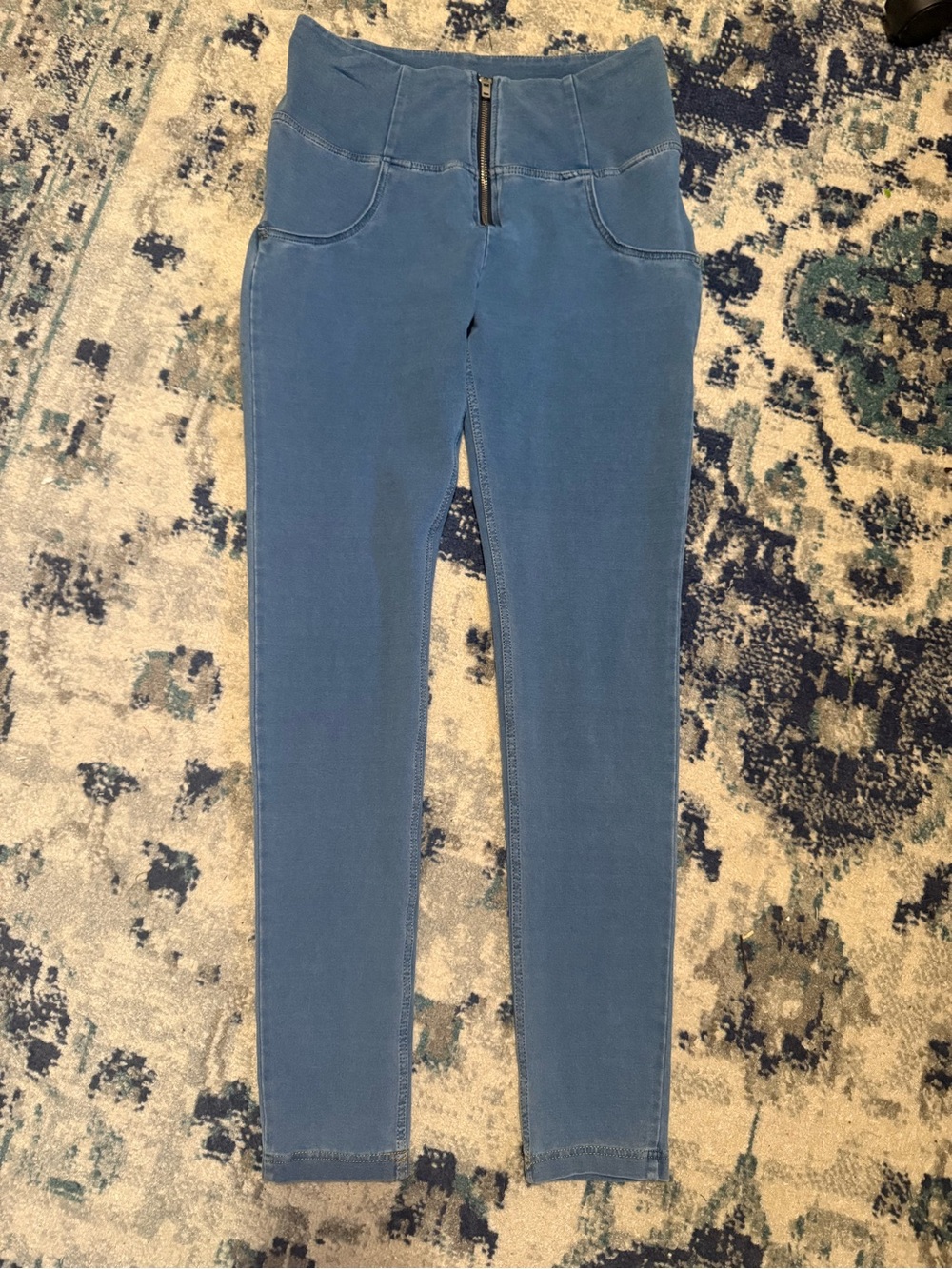 Best Yoga Store Femme Light Blue Front Zip Yoga Pants - size XL or 12